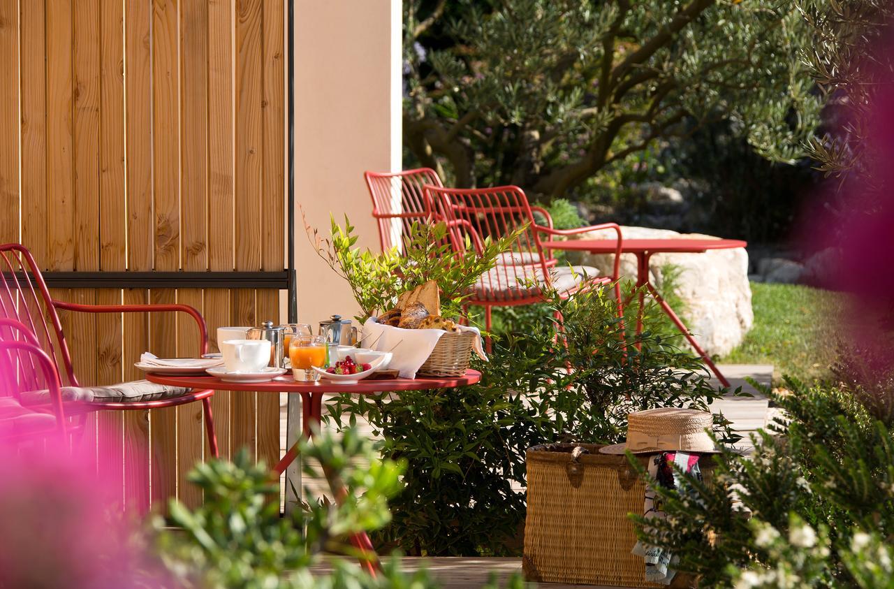 Maison D'Hotes Le Pre Gourmand - Adults Only Eyragues Exteriér fotografie